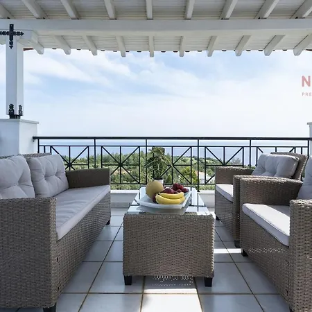 East Penthouse, Nilie Hospitality Mgmt Apartmán