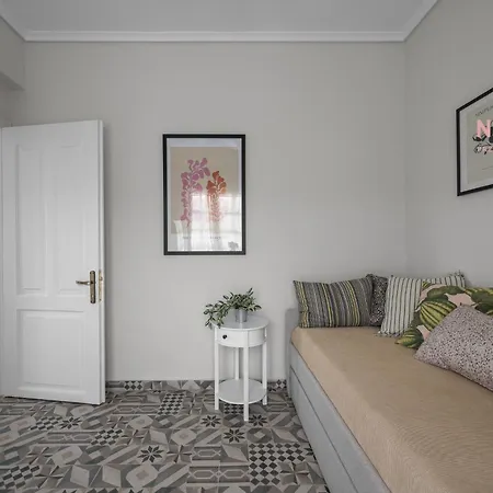 East Penthouse, Nilie Hospitality Mgmt Apartment *