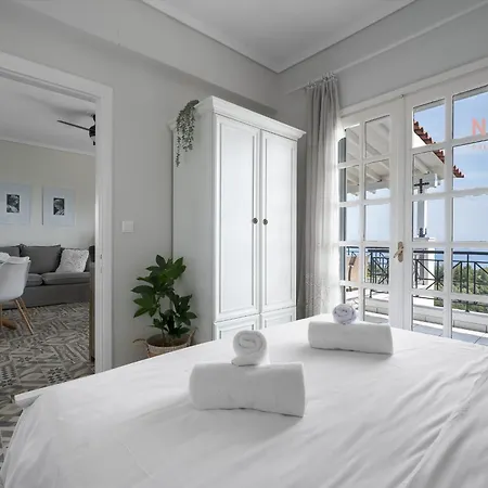 East Penthouse, Nilie Hospitality Mgmt